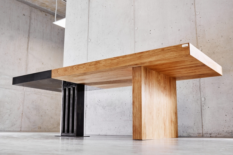 Stół drewniano - metalowy